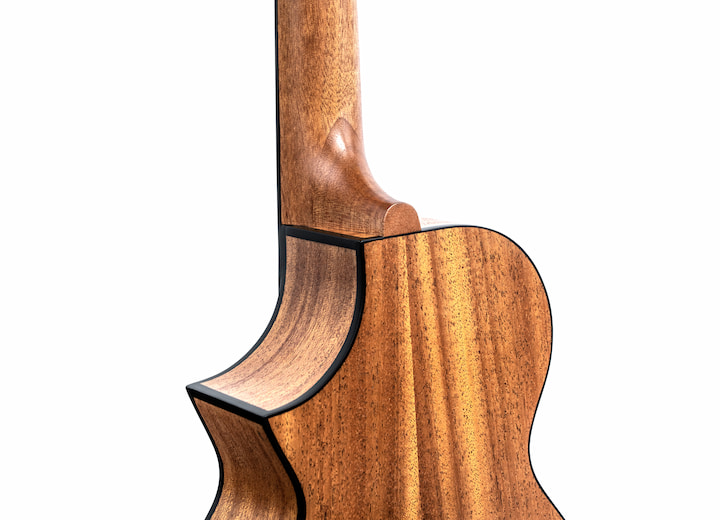 Ember ukulele by Twisted Wood Guitars, photo 5