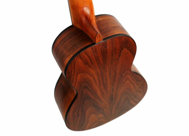 Spruce Pro II ukulele by Twisted Wood Guitars, photo 5