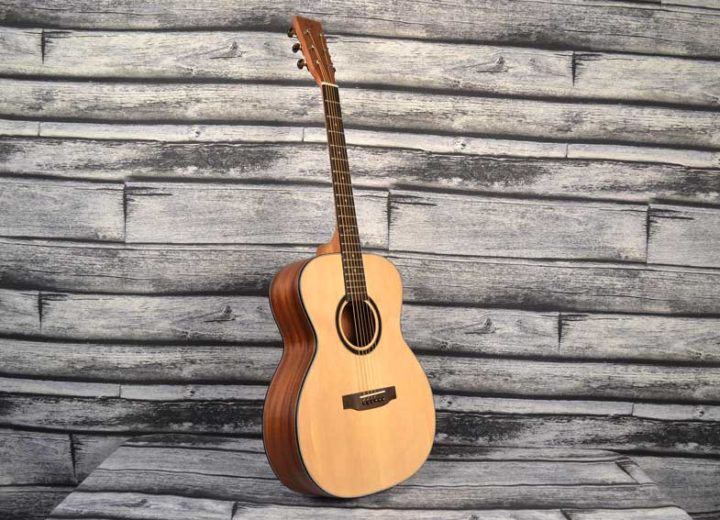 Twisted Wood Guitars