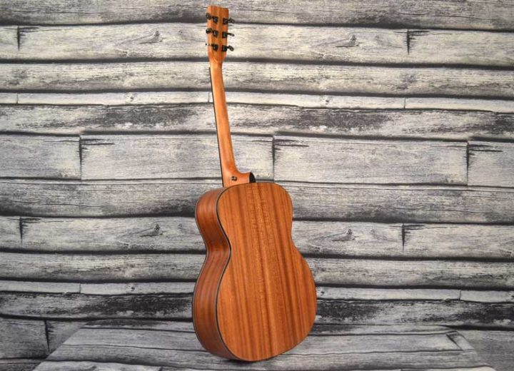 Twisted Wood Guitars